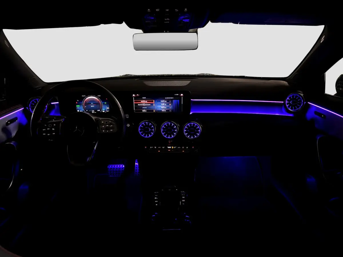 250 e AMG Line | Trekhaak | Camera | Cruise Control | Sfeer Verlichting |