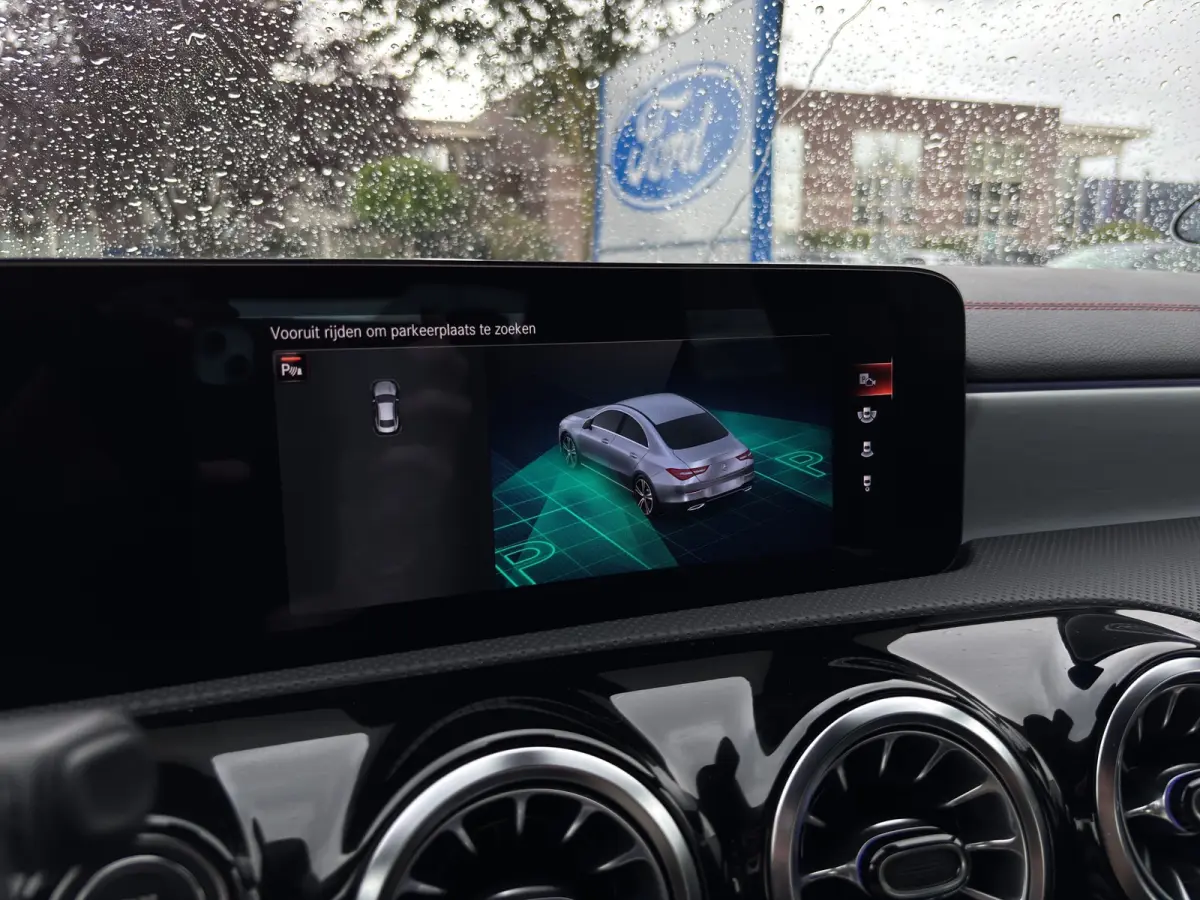 250 e AMG Line | Trekhaak | Camera | Cruise Control | Sfeer Verlichting |