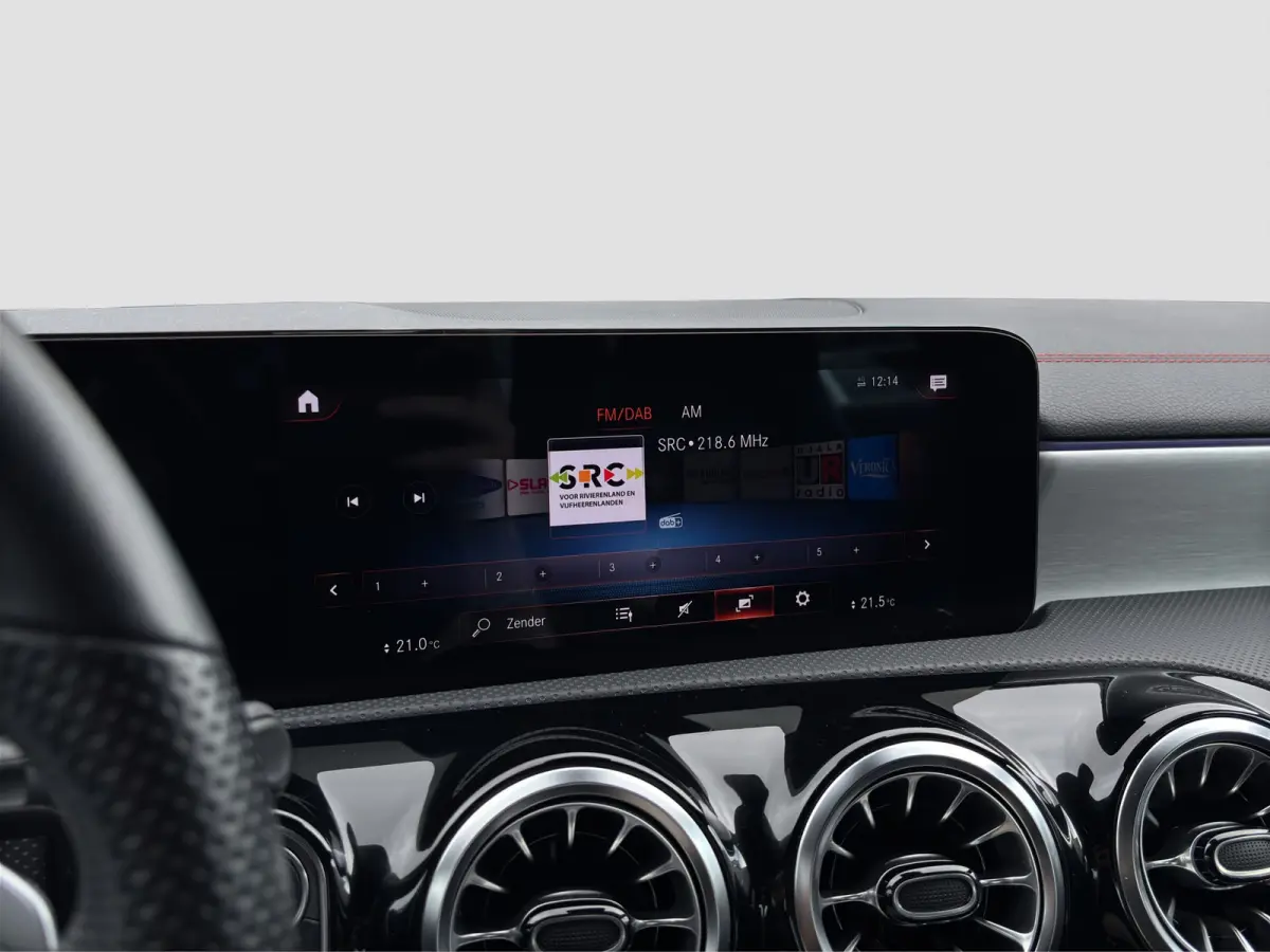 250 e AMG Line | Trekhaak | Camera | Cruise Control | Sfeer Verlichting |