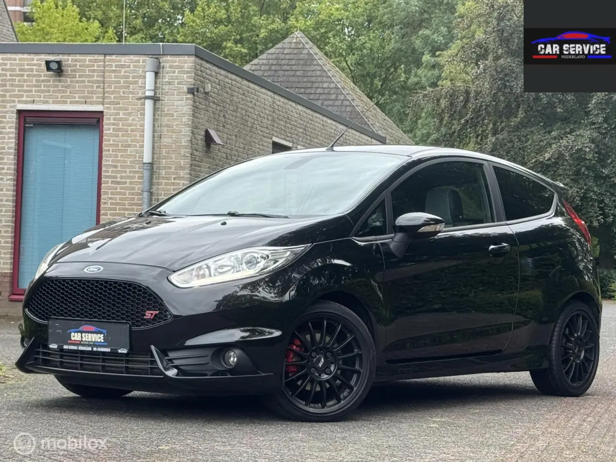 1.6 ST 134KW/STLVW/PDC/NAVI/CAMERA/LMV/KEYLESS