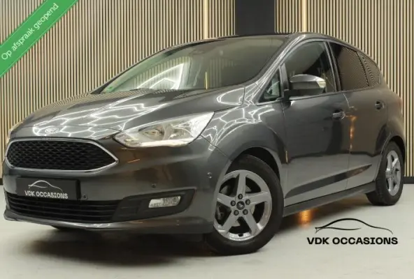 1.0 Titanium |Stoel/stuur verw.|Carplay | PDC V+A