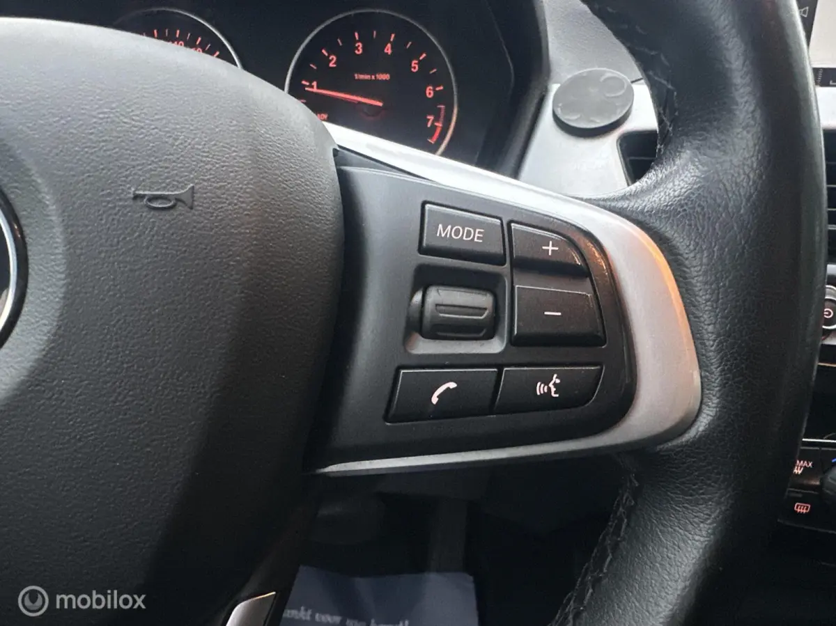 sDrive20i High Executive Automaat Trekhaak LED✅