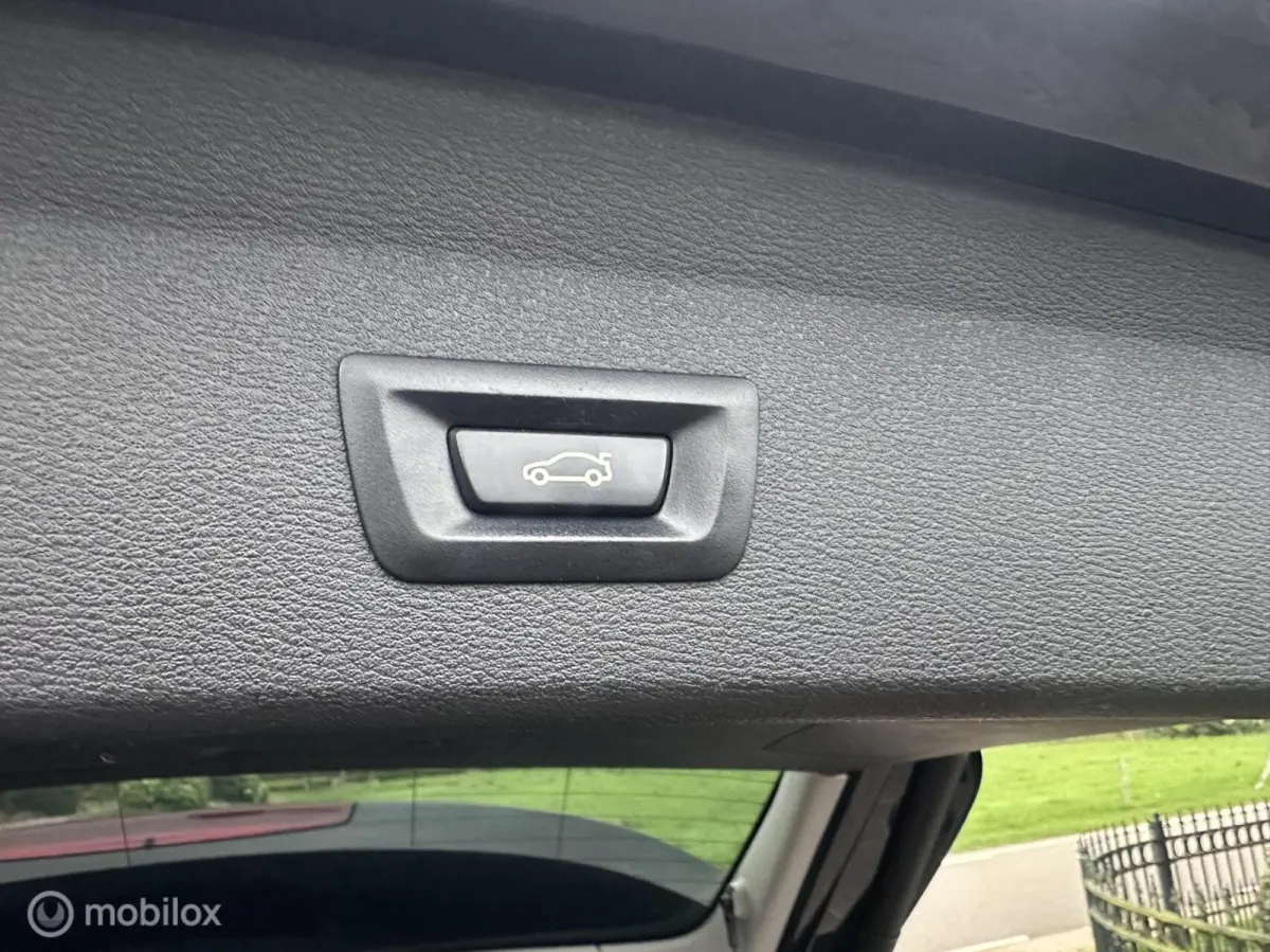 sDrive20i High Executive Automaat Trekhaak LED✅