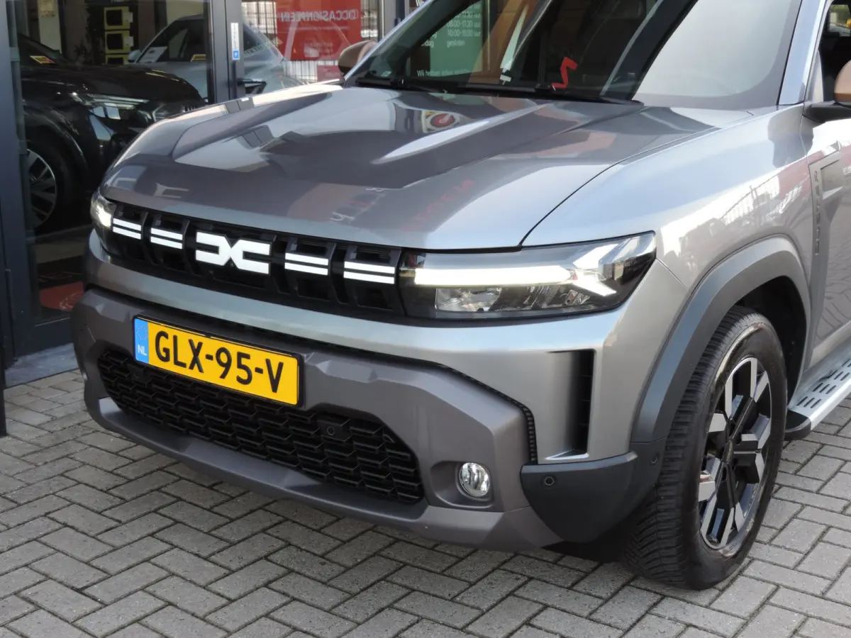 1.2-T 131PK MHEV Extreme 20.000km | 1e Eig | Treeplanken | 17” | LED kopl | Afn.th | ECC | Cruise contr | 360Cam
