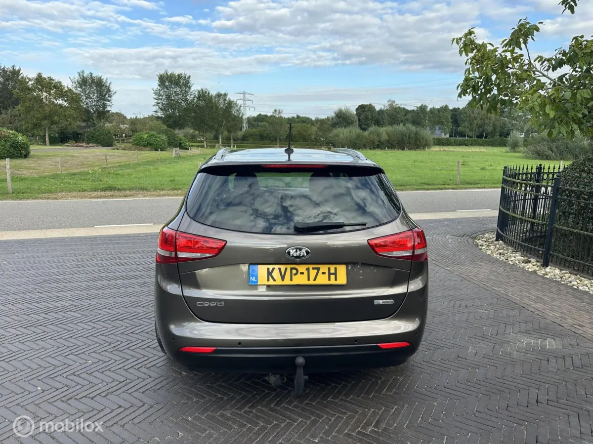 cee'd 1.0 T-GDi DynamicLine Trekhaak Navi✅