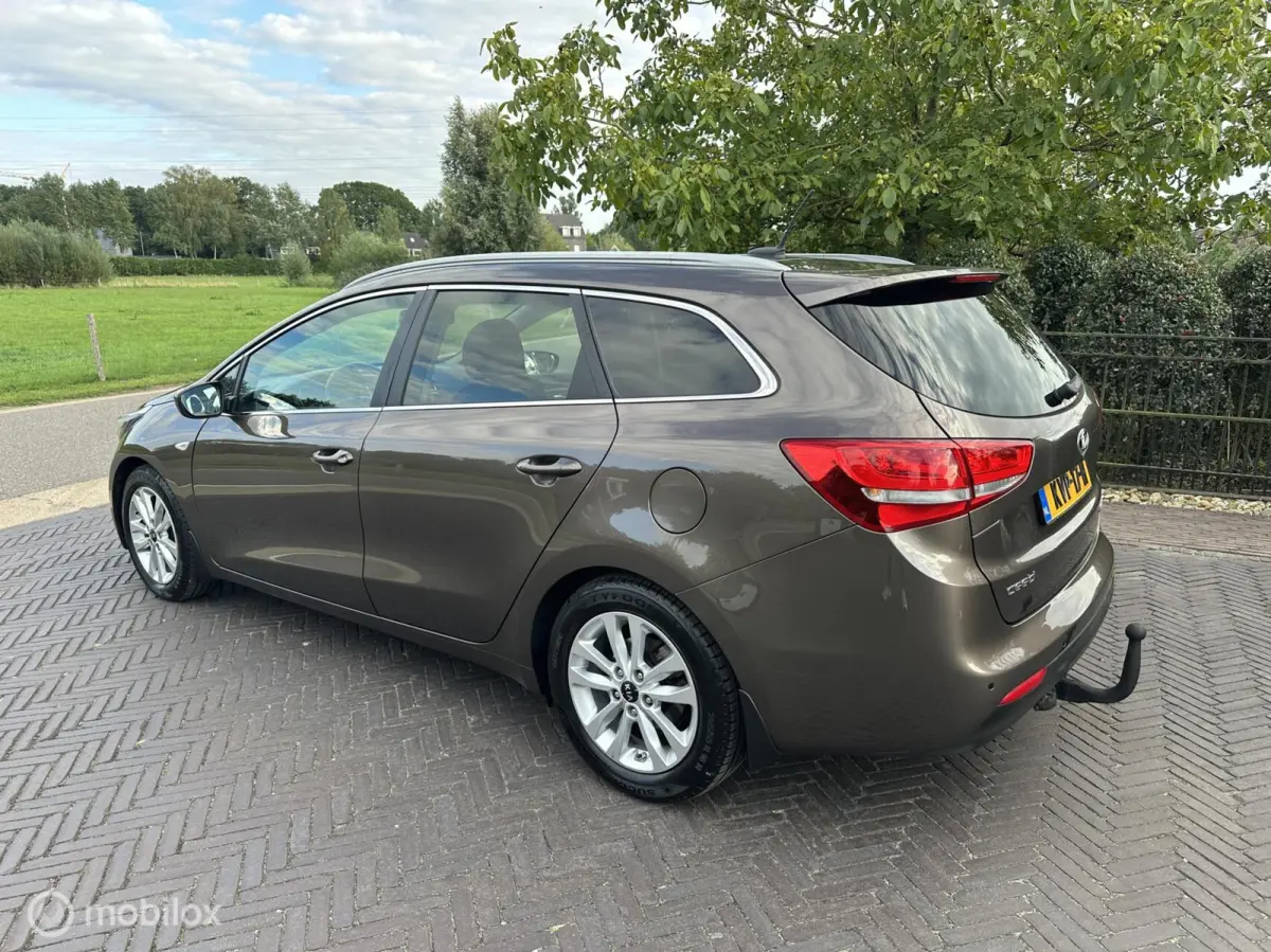 cee'd 1.0 T-GDi DynamicLine Trekhaak Navi✅
