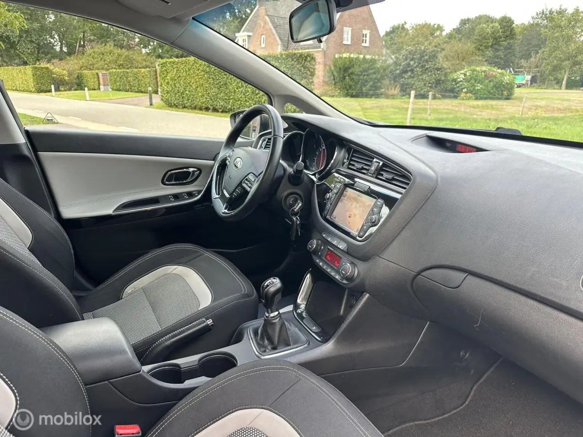 cee'd 1.0 T-GDi DynamicLine Trekhaak Navi✅