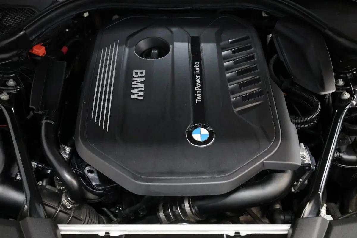 540i xDrive M-Sport LED/VIRTUAL/SFEER/PANO/LEER+S.VERWARMING+MEMORY/19" LMV/360/ACC/ECC/12 MND GARANTIE!