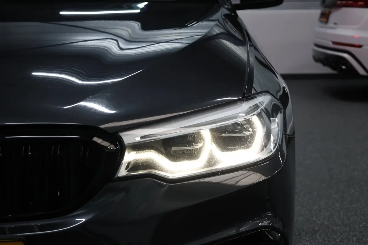 540i xDrive M-Sport LED/VIRTUAL/SFEER/PANO/LEER+S.VERWARMING+MEMORY/19" LMV/360/ACC/ECC/12 MND GARANTIE!