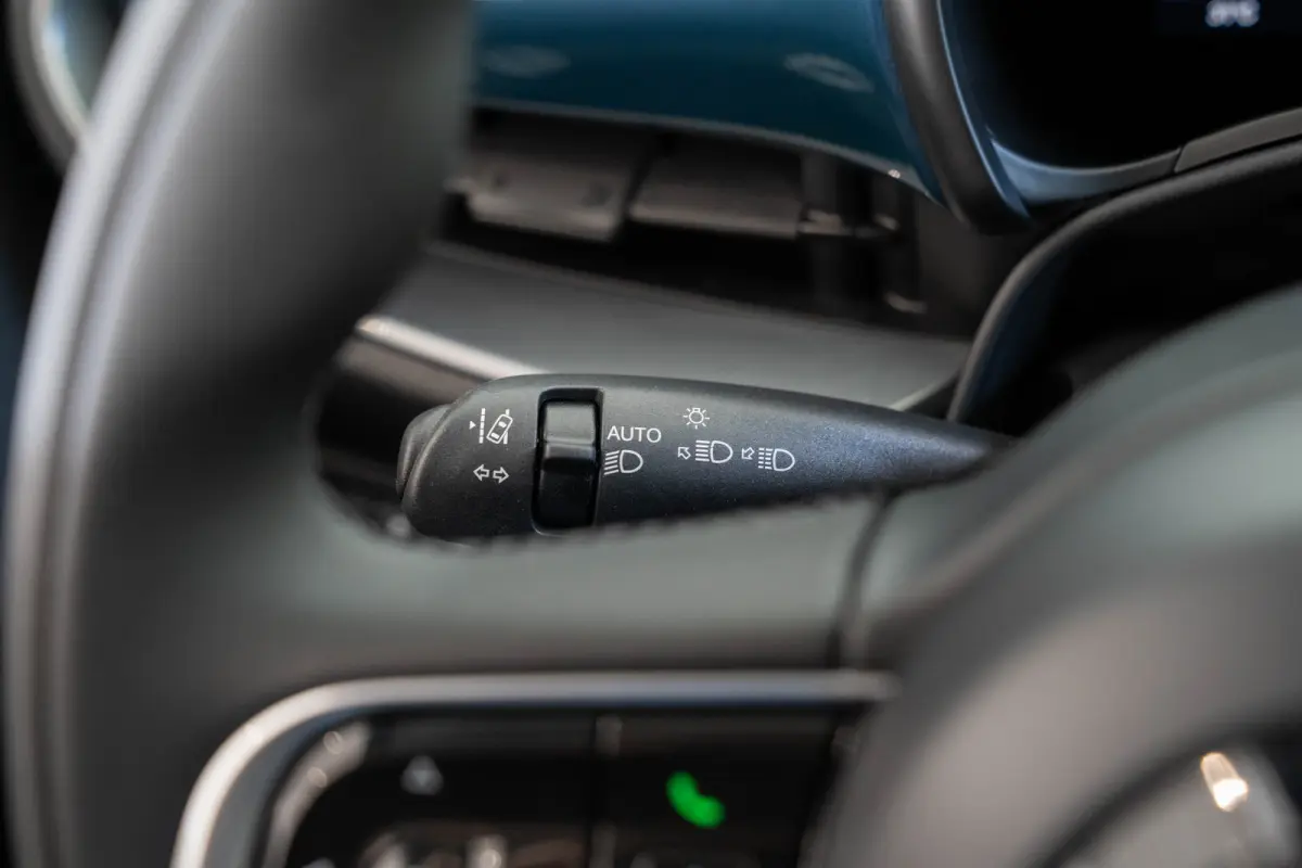 1.0 Hybrid Torino Launch Edition | Tot 8 Jaar Garantie | Climate Controle | Apple Carplay & Android Auto | Parkeersensoren | Lichtmetalen velgen |