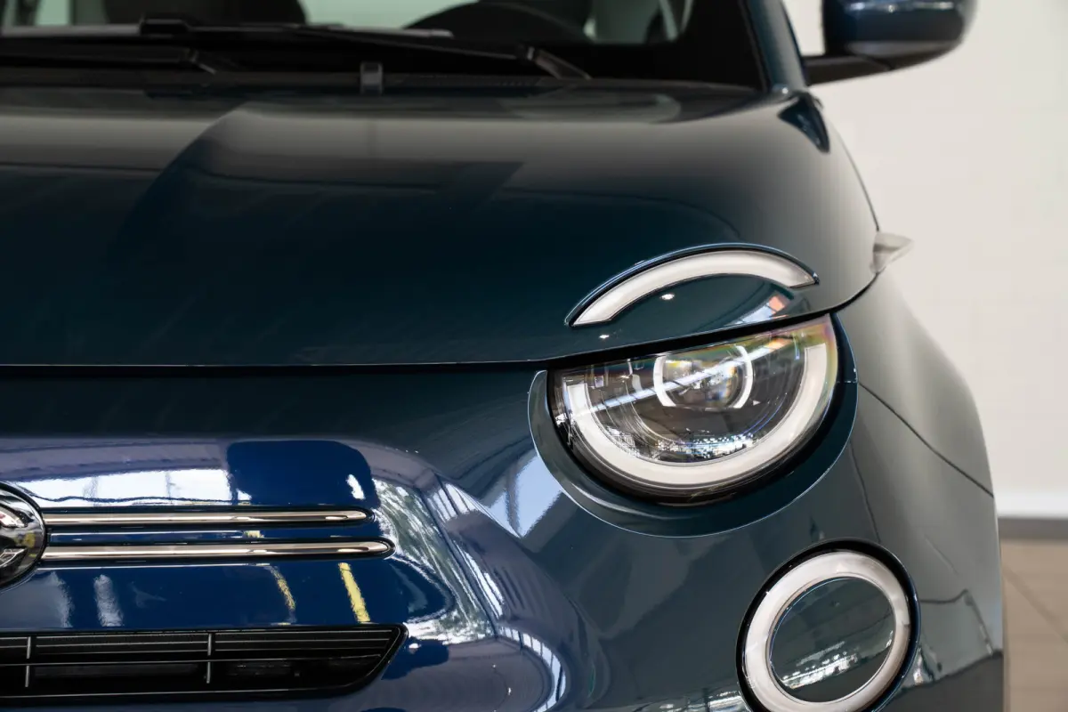 1.0 Hybrid Torino Launch Edition | Tot 8 Jaar Garantie | Climate Controle | Apple Carplay & Android Auto | Parkeersensoren | Lichtmetalen velgen |