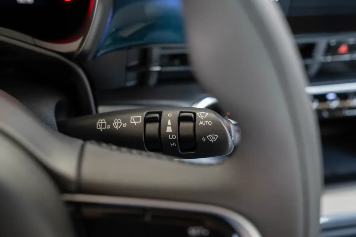 1.0 Hybrid Torino Launch Edition | Tot 8 Jaar Garantie | Climate Controle | Apple Carplay & Android Auto | Parkeersensoren | Lichtmetalen velgen |