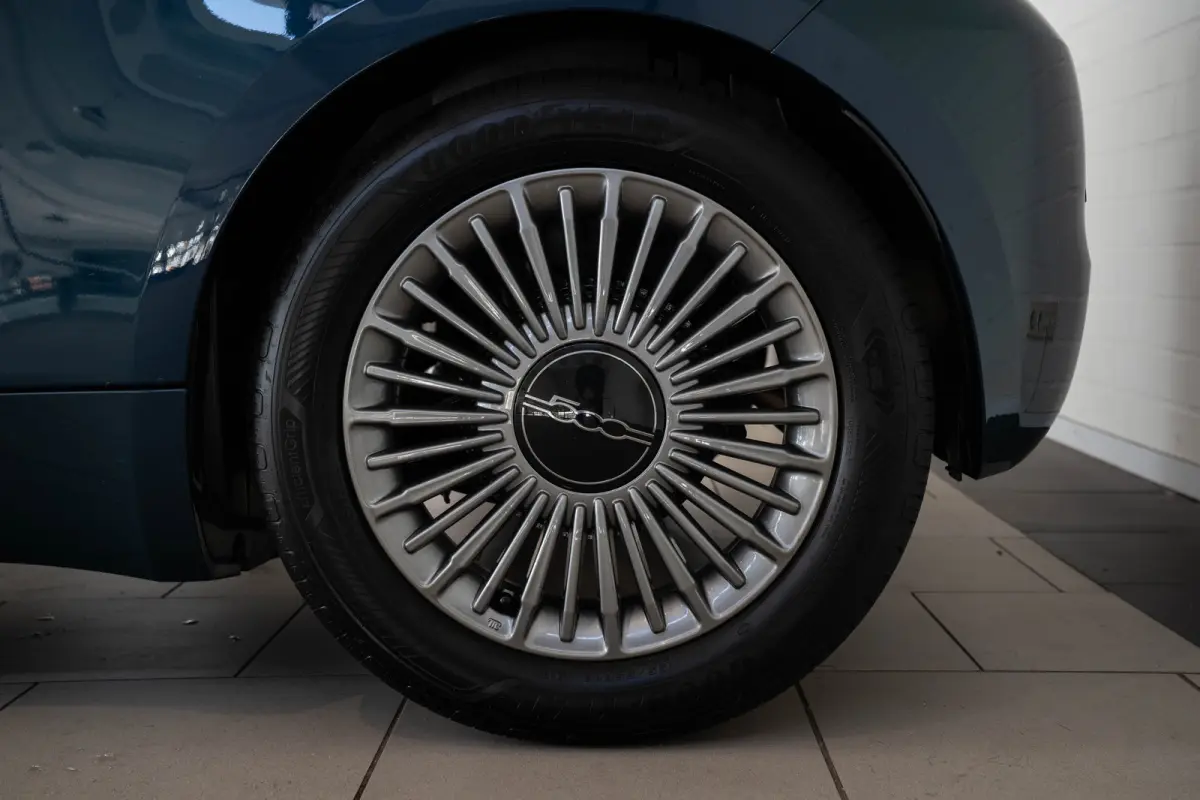 1.0 Hybrid Torino Launch Edition | Tot 8 Jaar Garantie | Climate Controle | Apple Carplay & Android Auto | Parkeersensoren | Lichtmetalen velgen |