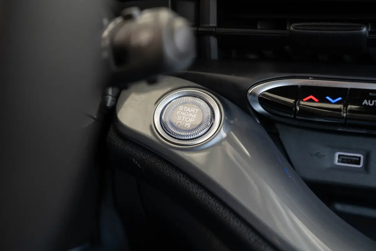 1.0 Hybrid Torino Launch Edition | Tot 8 Jaar Garantie | Climate Controle | Apple Carplay & Android Auto | Parkeersensoren | Lichtmetalen velgen |