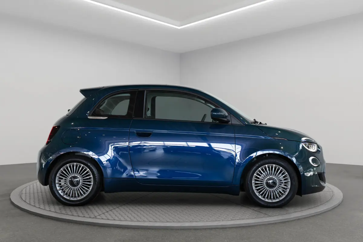 1.0 Hybrid Torino Launch Edition | Tot 8 Jaar Garantie | Climate Controle | Apple Carplay & Android Auto | Parkeersensoren | Lichtmetalen velgen |