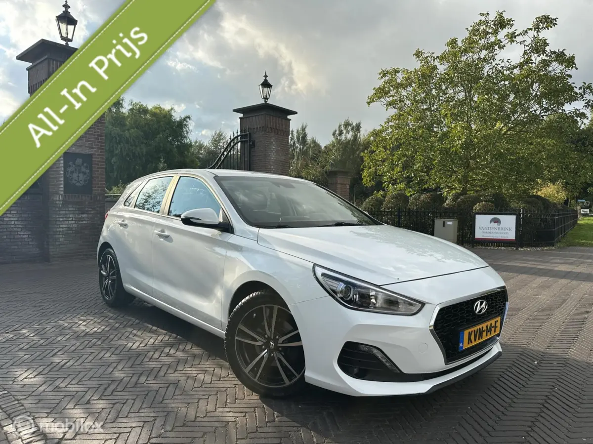 Hyundai i30 2020 Benzine Handgeschakeld leasen