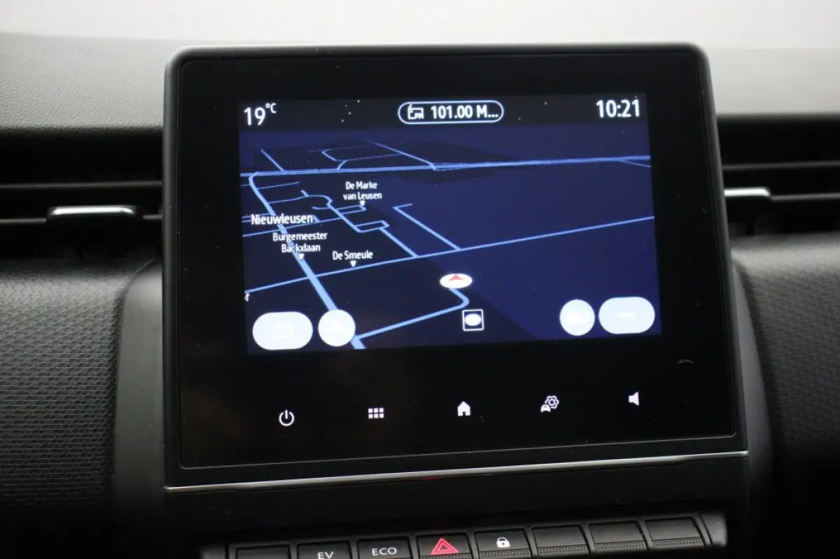 1.6 E-Tech Hybrid 145 Equilibre - Digitaal Cockpit, Carplay