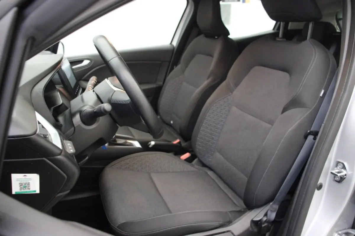 1.6 E-Tech Hybrid 145 Equilibre - Digitaal Cockpit, Carplay