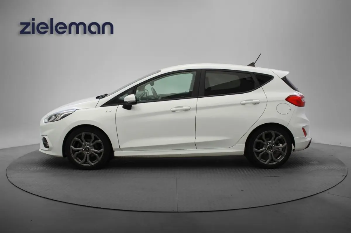 1.0 EcoBoost ST-Line - Carplay, Navi, Cruise
