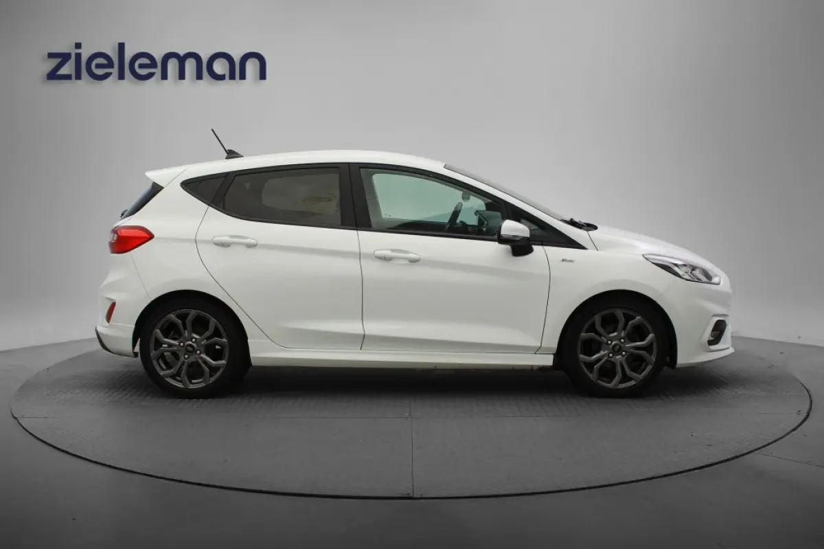 1.0 EcoBoost ST-Line - Carplay, Navi, Cruise