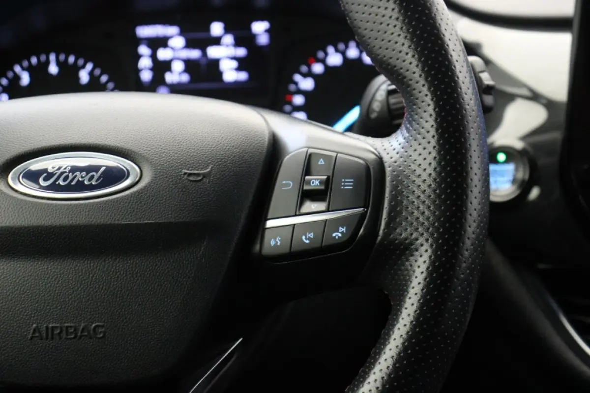 1.0 EcoBoost ST-Line - Carplay, Navi, Cruise