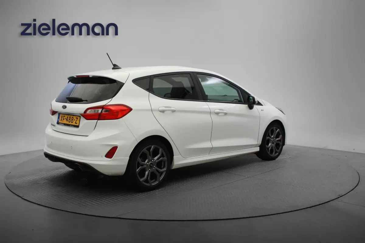1.0 EcoBoost ST-Line - Carplay, Navi, Cruise