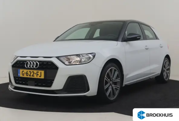 25 TFSI Epic l Digital Dash l Apple carplay Android auto | Navigatie | Cruise control | Climate control | Rijstrooksensoren | 17"LMV