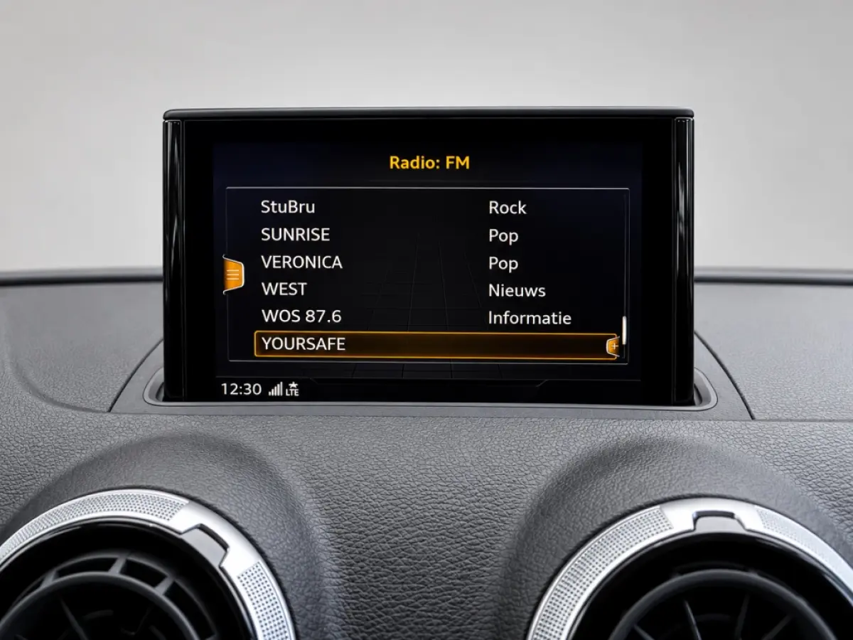 30 TFSI Advance Sport S-line Virtual Cockpit Camera Clima
