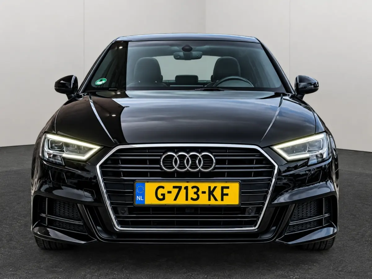 30 TFSI Advance Sport S-line Virtual Cockpit Camera Clima