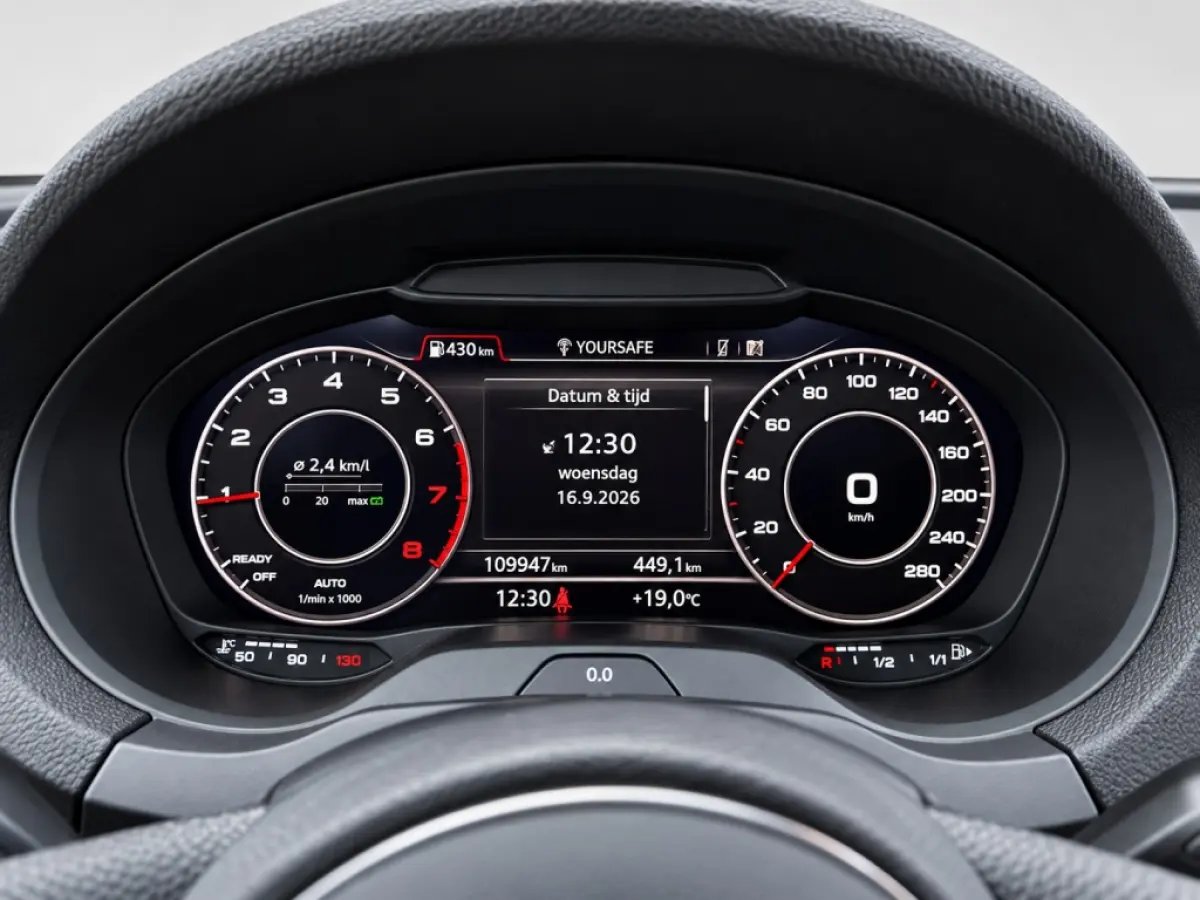 30 TFSI Advance Sport S-line Virtual Cockpit Camera Clima