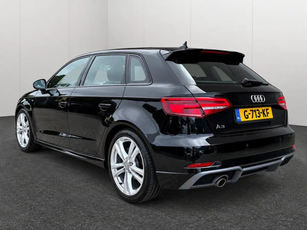 30 TFSI Advance Sport S-line Virtual Cockpit Camera Clima