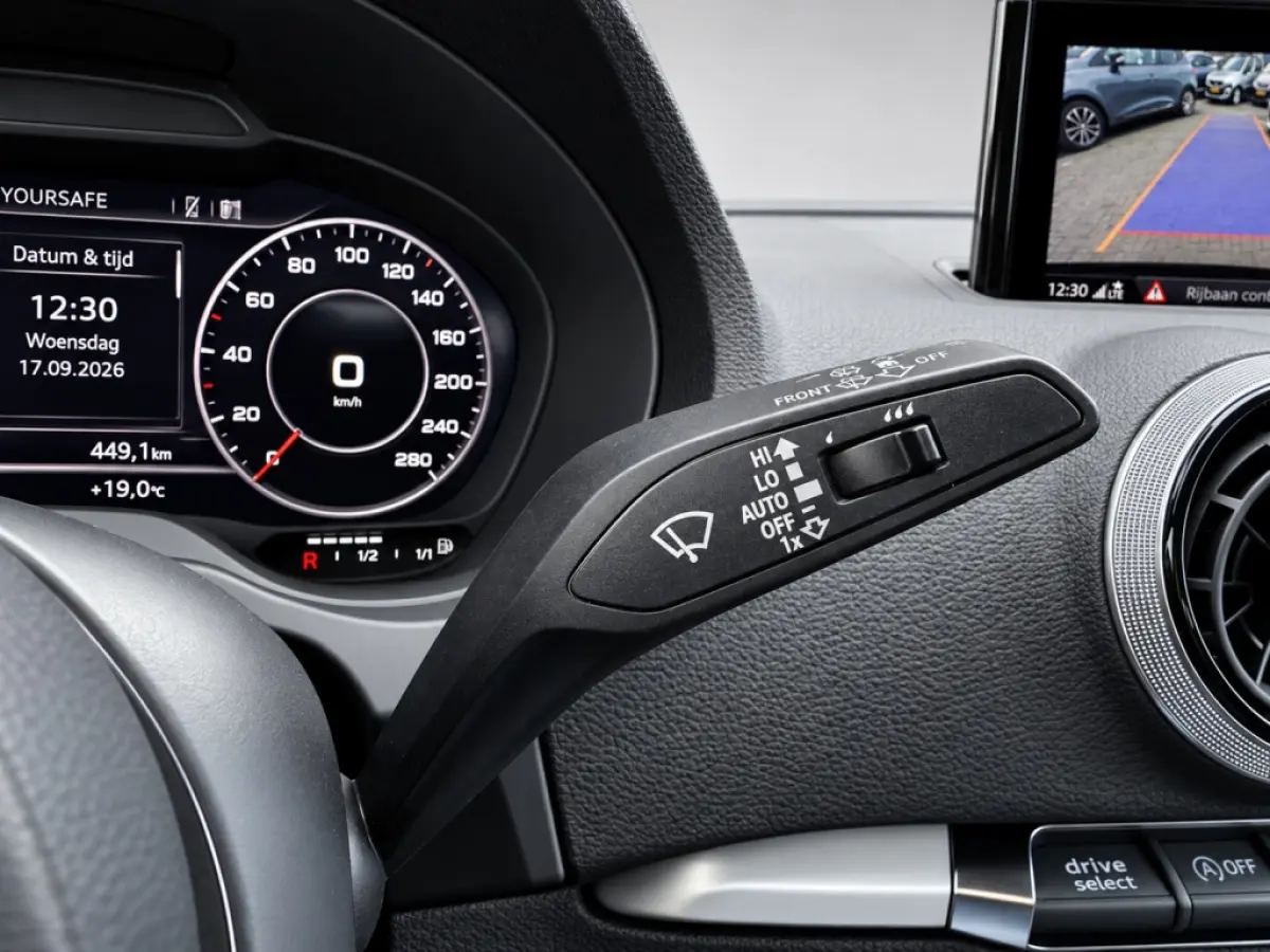 30 TFSI Advance Sport S-line Virtual Cockpit Camera Clima