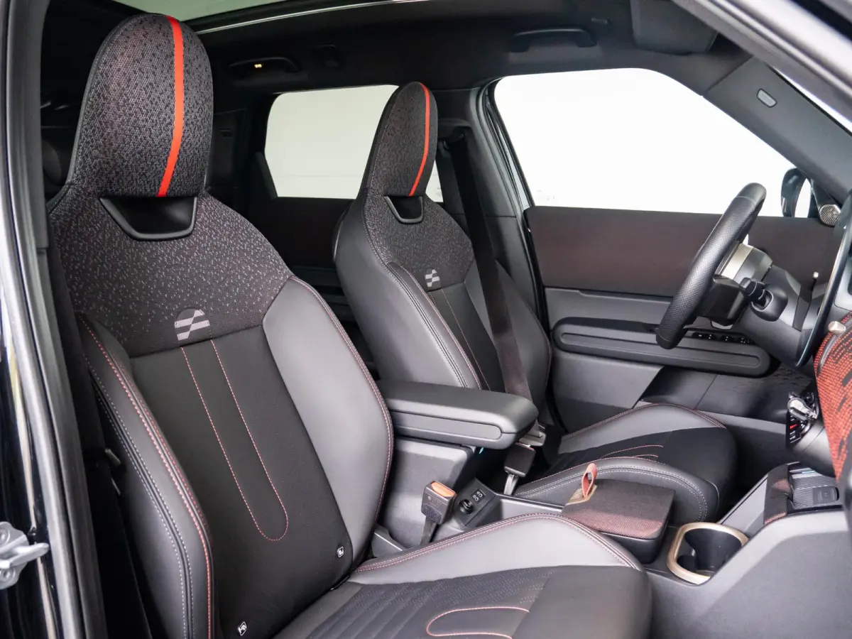 SE ALL4 John Cooper Works XL-Pakket | Stuur- & Stoelverwarming | Trekhaak | Active Cruise Control | Harman/Kardon |