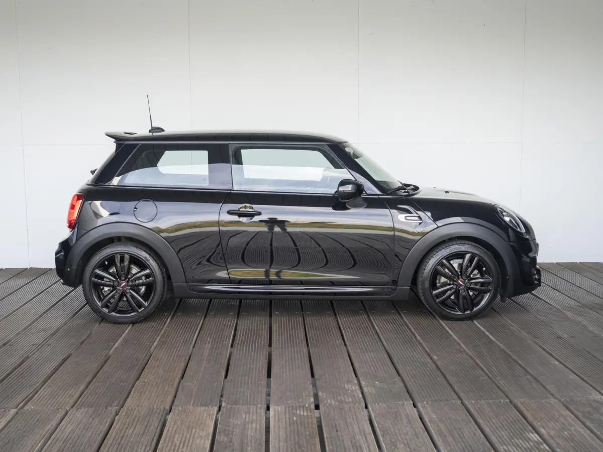 Aut. Cooper Dalston Edition | Comfort Access | John Cooper works Aerodynamic Kit | MSI tot Okt 2027! |