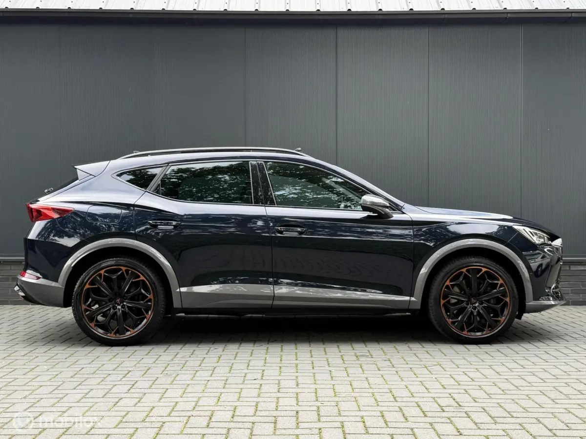 1.4 e-Hybrid VZ Copper|leder|pano|Carplay