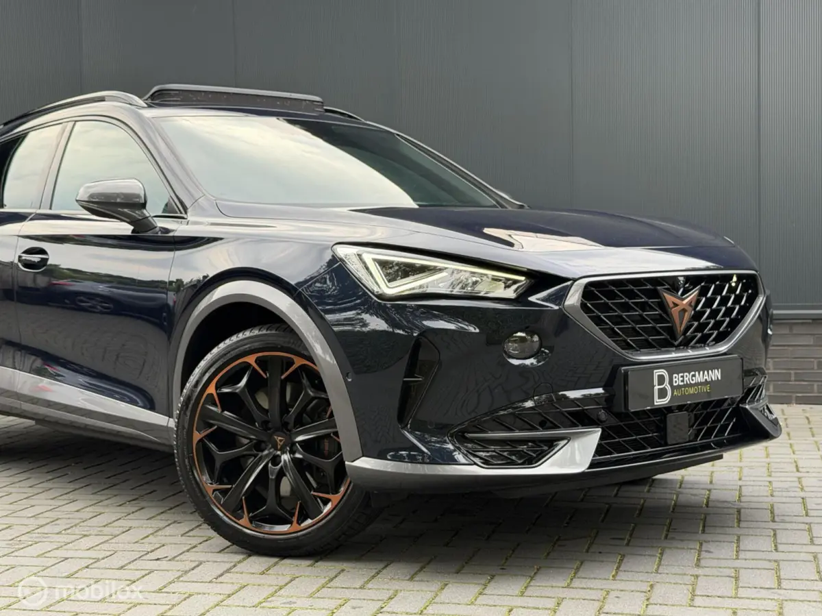 1.4 e-Hybrid VZ Copper|leder|pano|Carplay