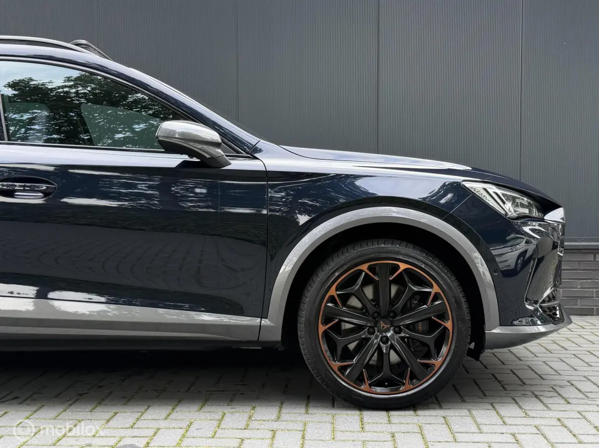 1.4 e-Hybrid VZ Copper|leder|pano|Carplay
