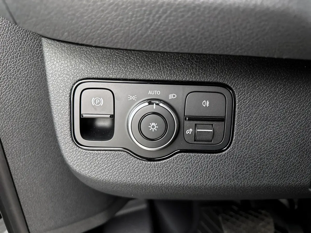 320 L3H2 Pro 81kWh Nieuw Led Snelladen Carplay Betimmering