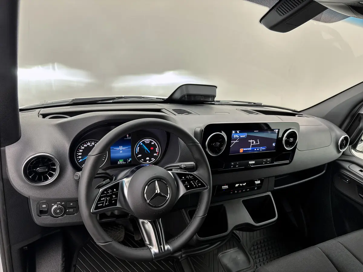 320 L3H2 Pro 81kWh Nieuw Led Snelladen Carplay Betimmering