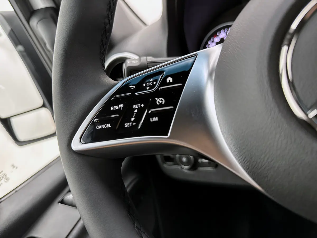 320 L3H2 Pro 81kWh Nieuw Led Snelladen Carplay Betimmering
