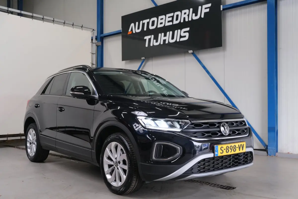 1.0 TSI Life Business - N.A.P. Airco, Cruise, Virtueel display, Carplay, Navi, PDC.