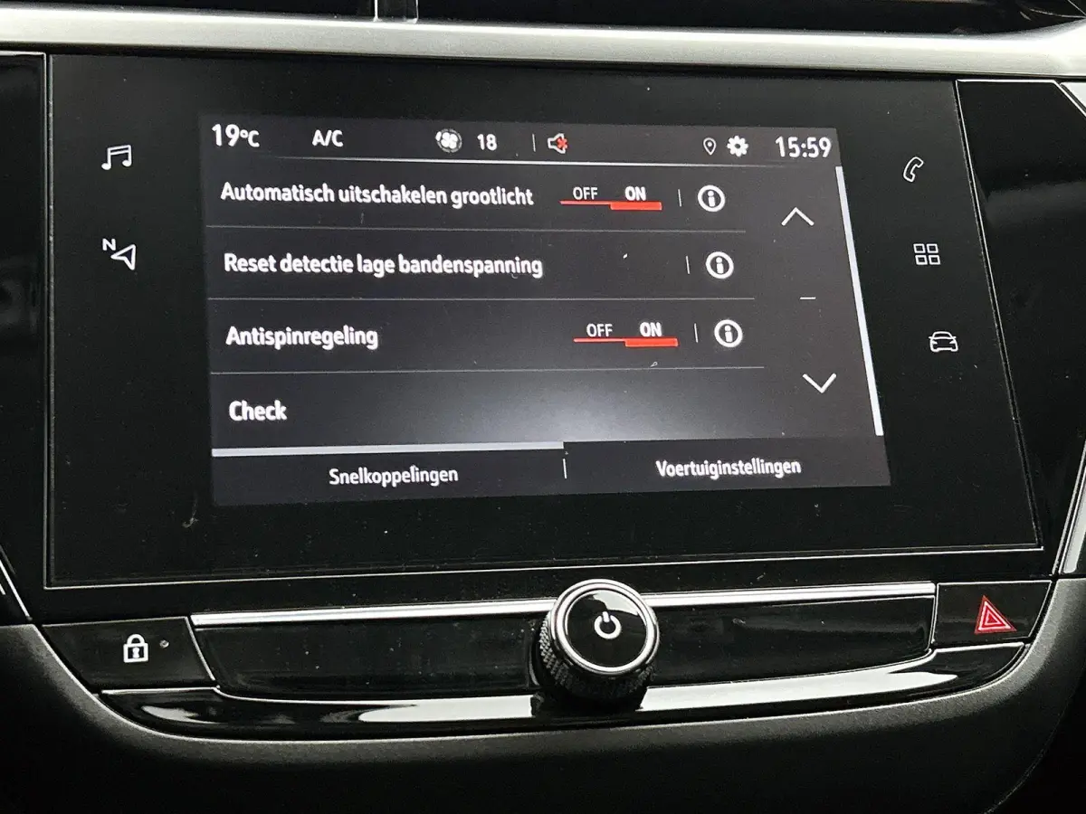 Elegance 50 kWh | Apple Carplay/Android Auto | Climate control | 16" Lichtmetalen velgen | SOH 91,25%!