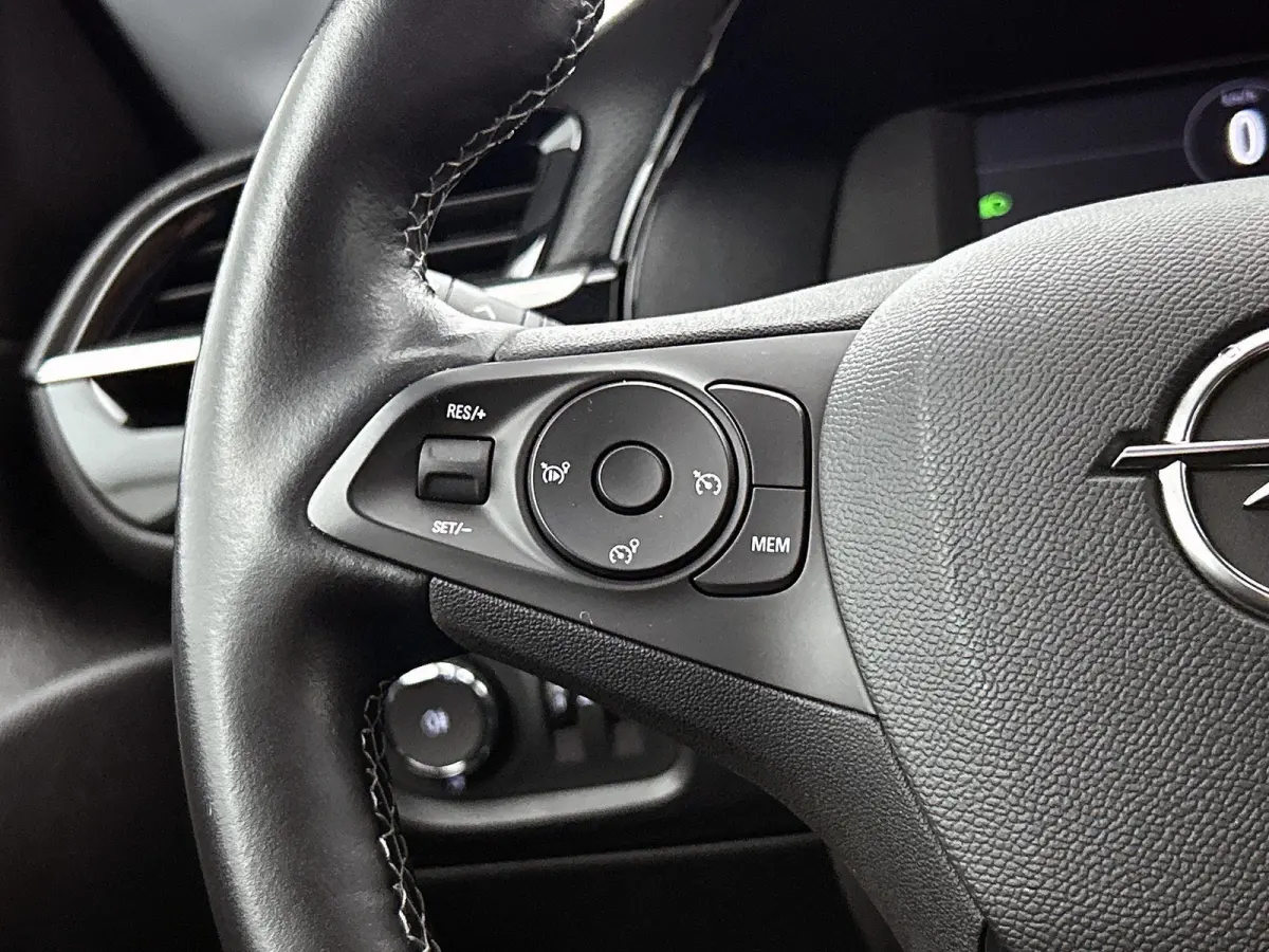 Elegance 50 kWh | Apple Carplay/Android Auto | Climate control | 16" Lichtmetalen velgen | SOH 91,25%!