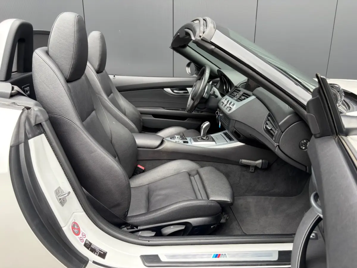 sDrive18i Aut. M Sport Leder Navi Xenon Cruise PDC 19inch NL-auto