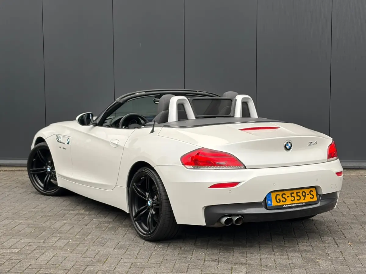 sDrive18i Aut. M Sport Leder Navi Xenon Cruise PDC 19inch NL-auto