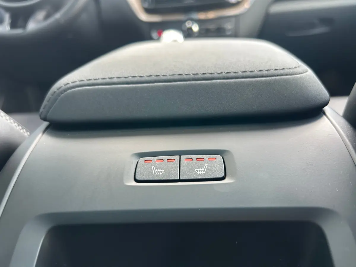 2.0 T8 Plug-in hybrid AWD Ultra Dark | Facelift | Polestar Optimisation | Luchtvering | Bowers&Wilkins | HUD |