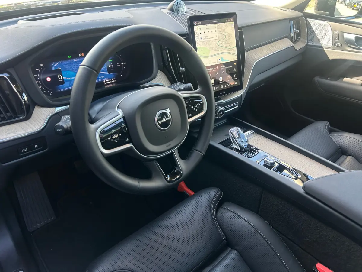 2.0 T8 Plug-in hybrid AWD Ultra Dark | Facelift | Polestar Optimisation | Luchtvering | Bowers&Wilkins | HUD |