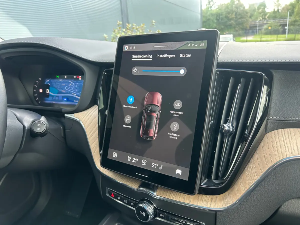 2.0 T8 Plug-in hybrid AWD Ultra Dark | Facelift | Polestar Optimisation | Luchtvering | Bowers&Wilkins | HUD |