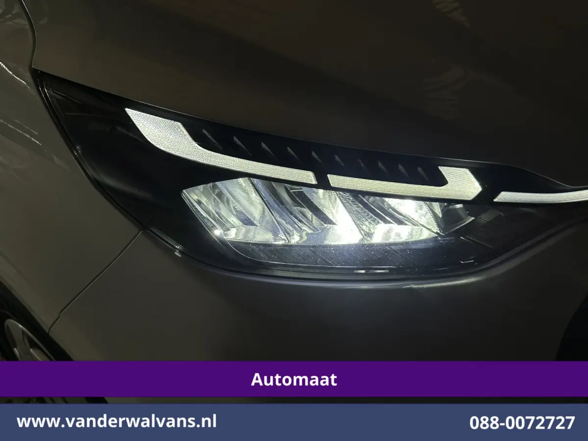 2.0 TDCI 136pk Automaat L1H1 Euro6 Airco | Camera | Apple Carplay | LED | Cruisecontrol 2740kg Trekhaak, Android Auto, Verwarmde voorruit, Parkeersensoren, Bijrijdersbank