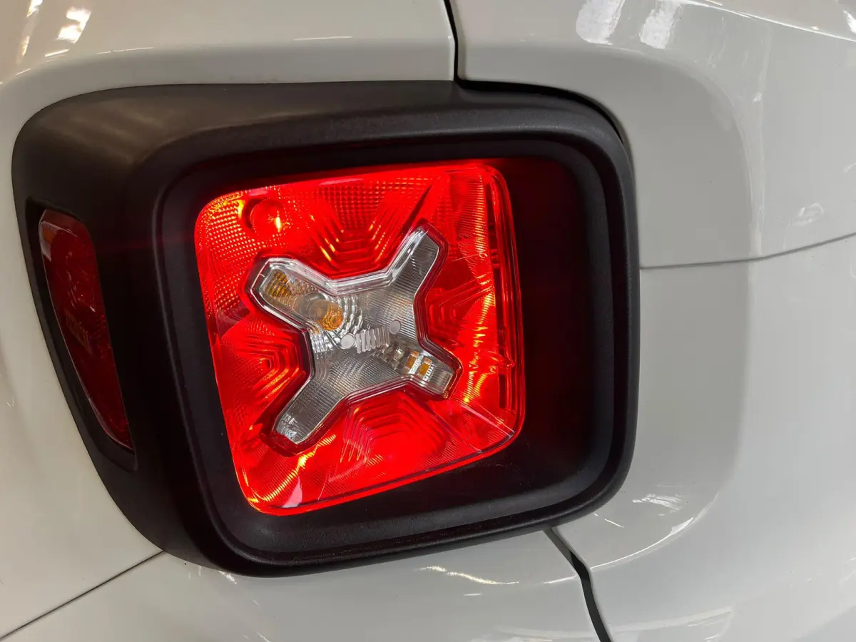 1.0T Limited Jeep Renegade 1.0 Turbo 120pk Sport Airco Lane Assist Cruise DAB Uconnect Bluetooth